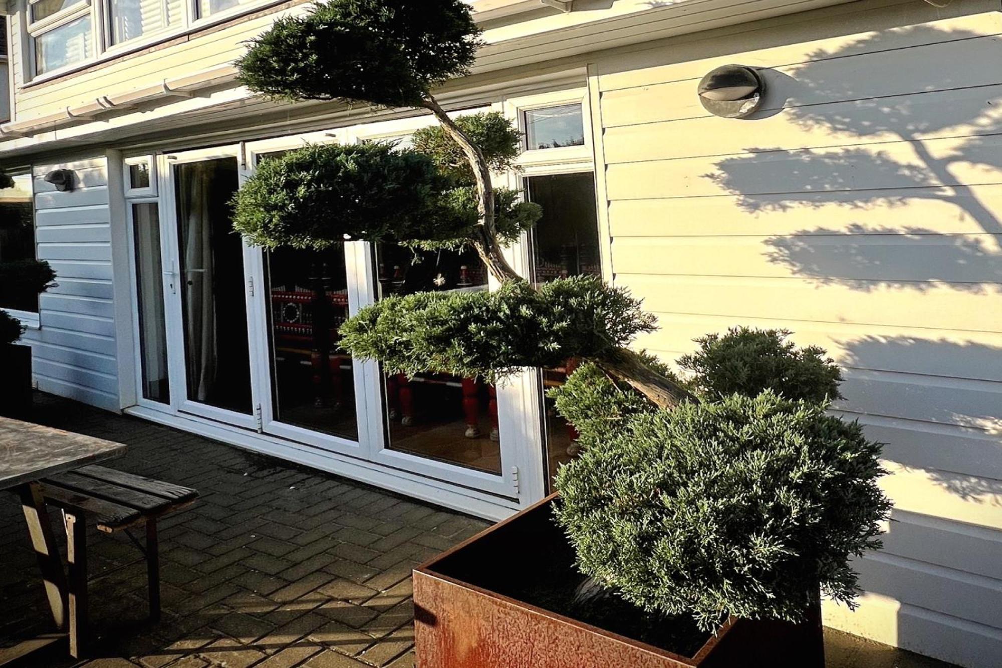 Kinara In Camber Villa Exterior photo