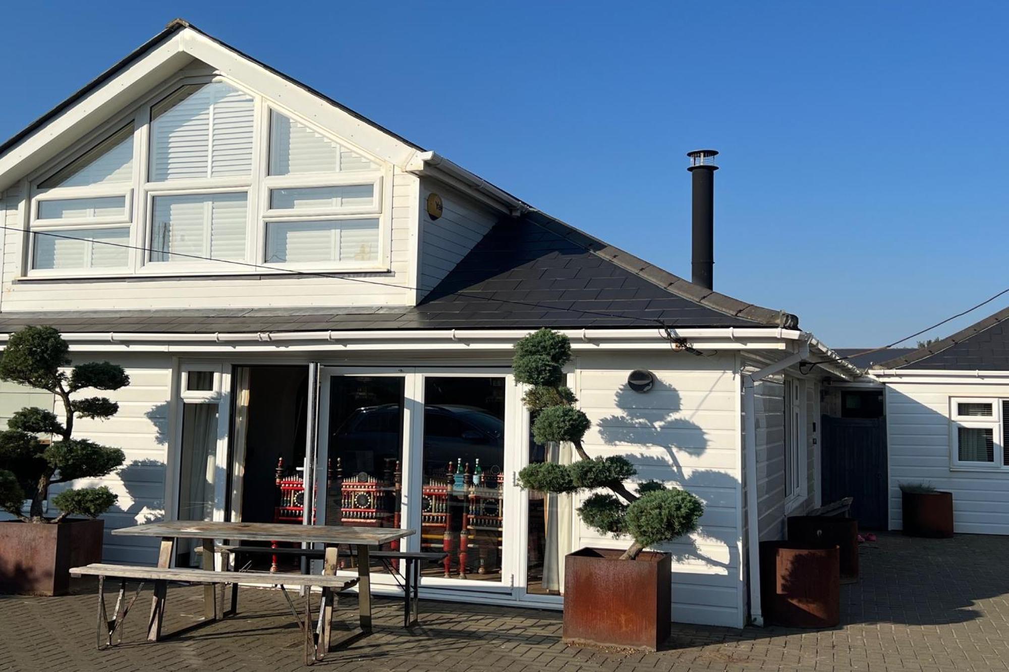 Kinara In Camber Villa Exterior photo